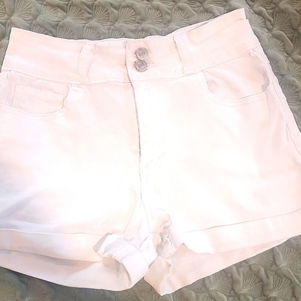 Forever 21 White Denim Shorts Cuff Stretch Size 28 Very Good Condition